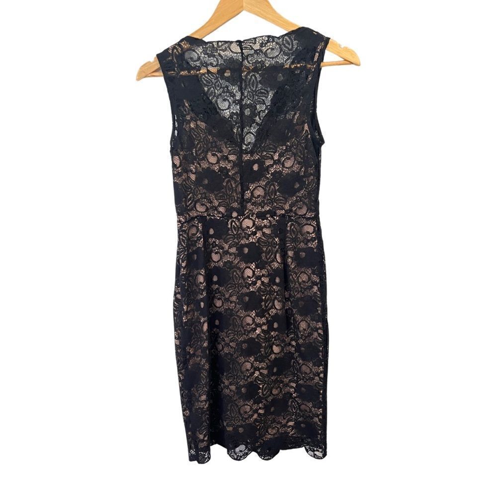 BCBGMaxazria Lynnette Black Lace Dress size 4 NWT - Picture 2 of 7
